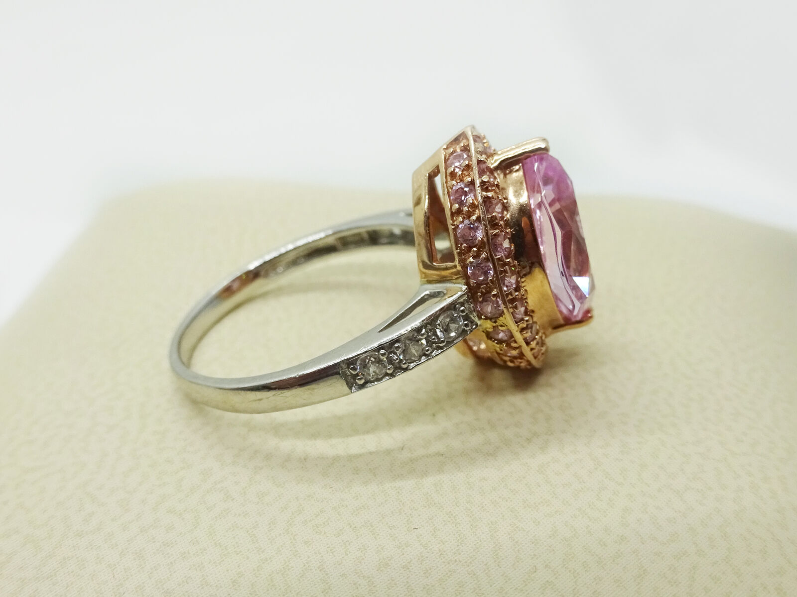 18KT Yellow Gold Pink Topaz Baguette Diamond Luxe Fauna Ring