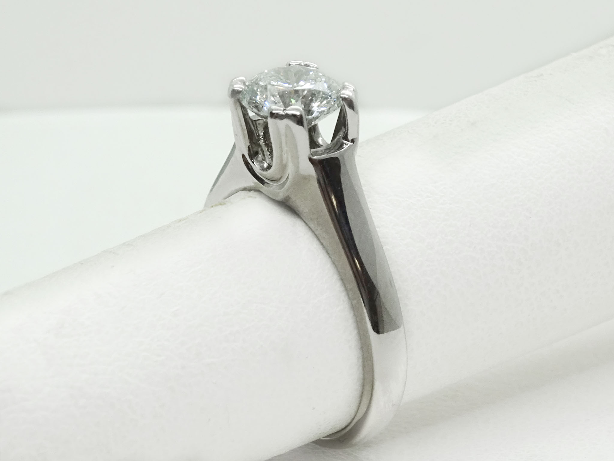 1.50ct tw Round Diamond Helzberg Diamonds 14k White Gold Ring Size 6