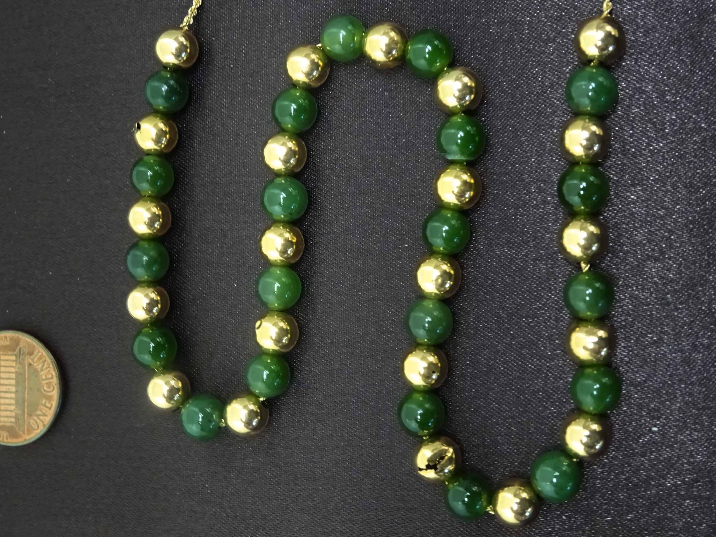 6.5mm Nephrite Jade & Hollow Gold Floating Bead Necklace 14k Gold As Is